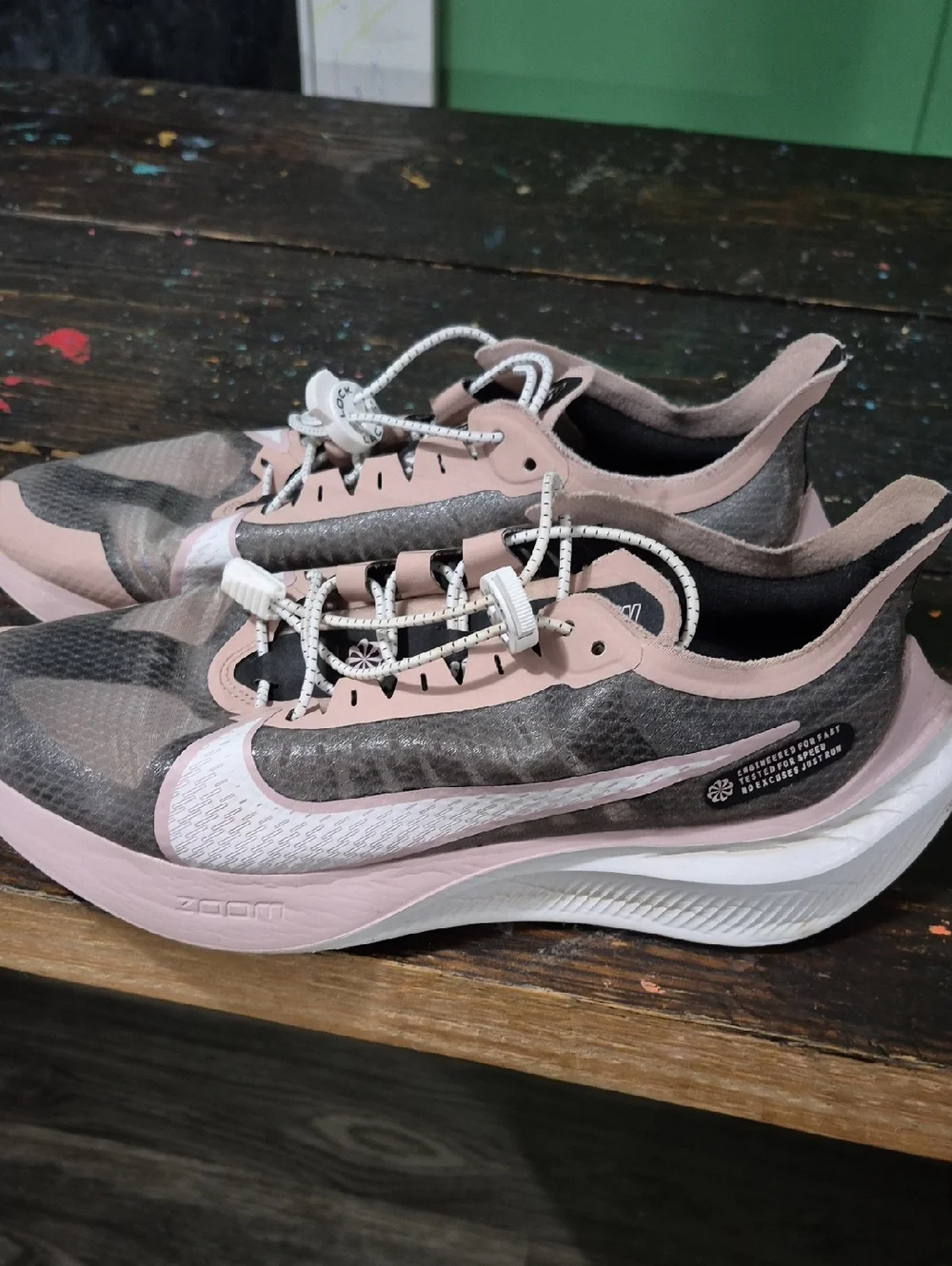 Nike Women’s Pink and Gray Zoom Running Sneakers - Picture 1 of 7